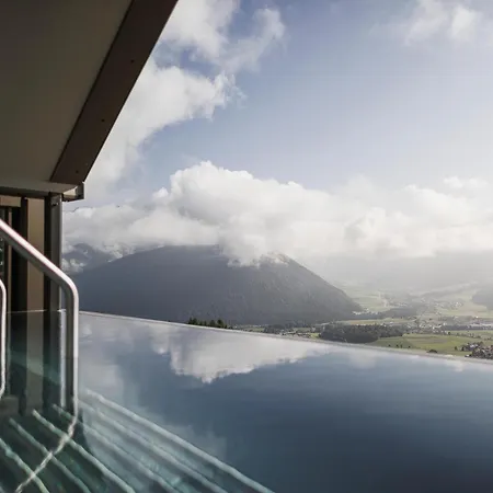 Hotel Alpin Panorama Hubertus Olang