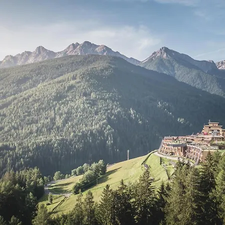 Alpin Panorama Hubertus 5* Olang