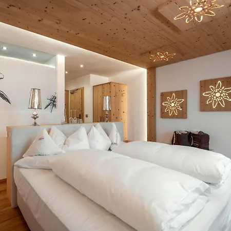 Alpin Panorama Hubertus 5*