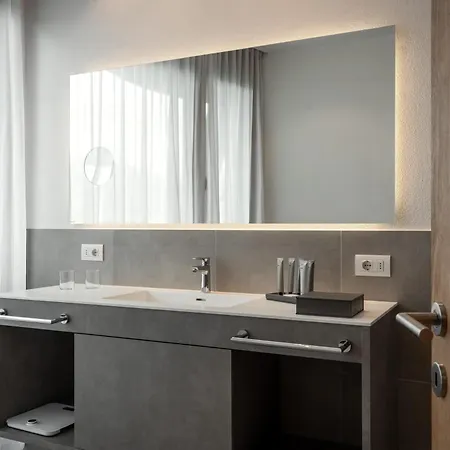 Alpin Panorama Hubertus Hotel 5*