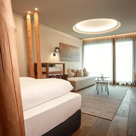 Alpin Panorama Hubertus Hotel Valdaora